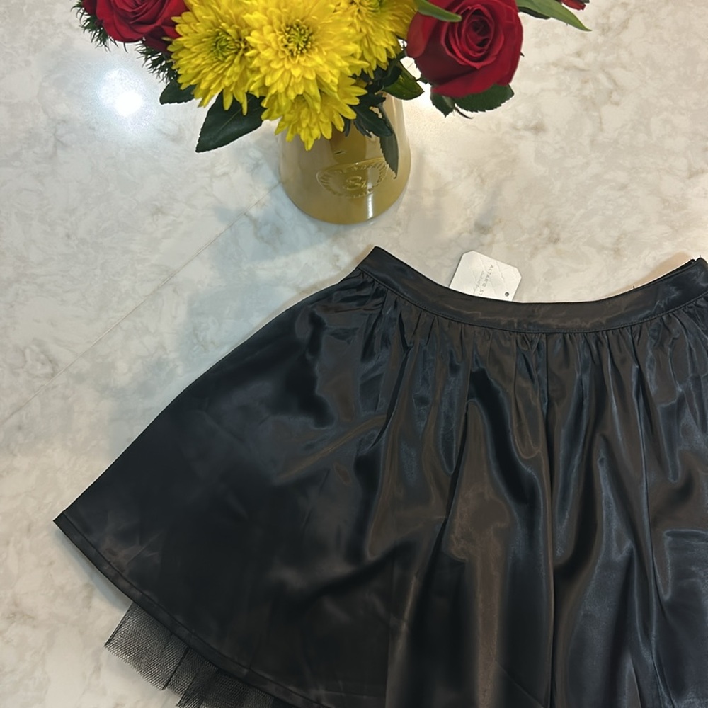 NWT Roxie Tulle Skirt - Picture 3 of 6